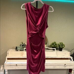 Amazon Sleeveless Magenta Maxi Dress